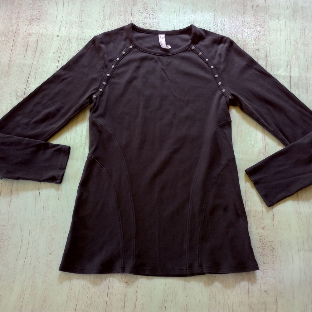 Indigenous Top Women's Medium Black Long Sleeve Studded Organic Cotton